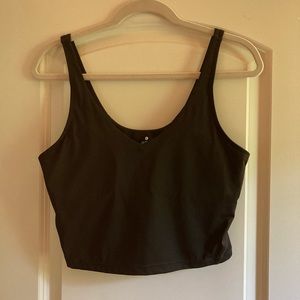 NWOT Gymshark Cropped Work Out Tank With Removable Cups, Size L